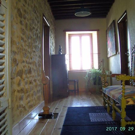 La Fontaine Bed & Breakfast Saint-Georges-en-Couzan Exterior photo